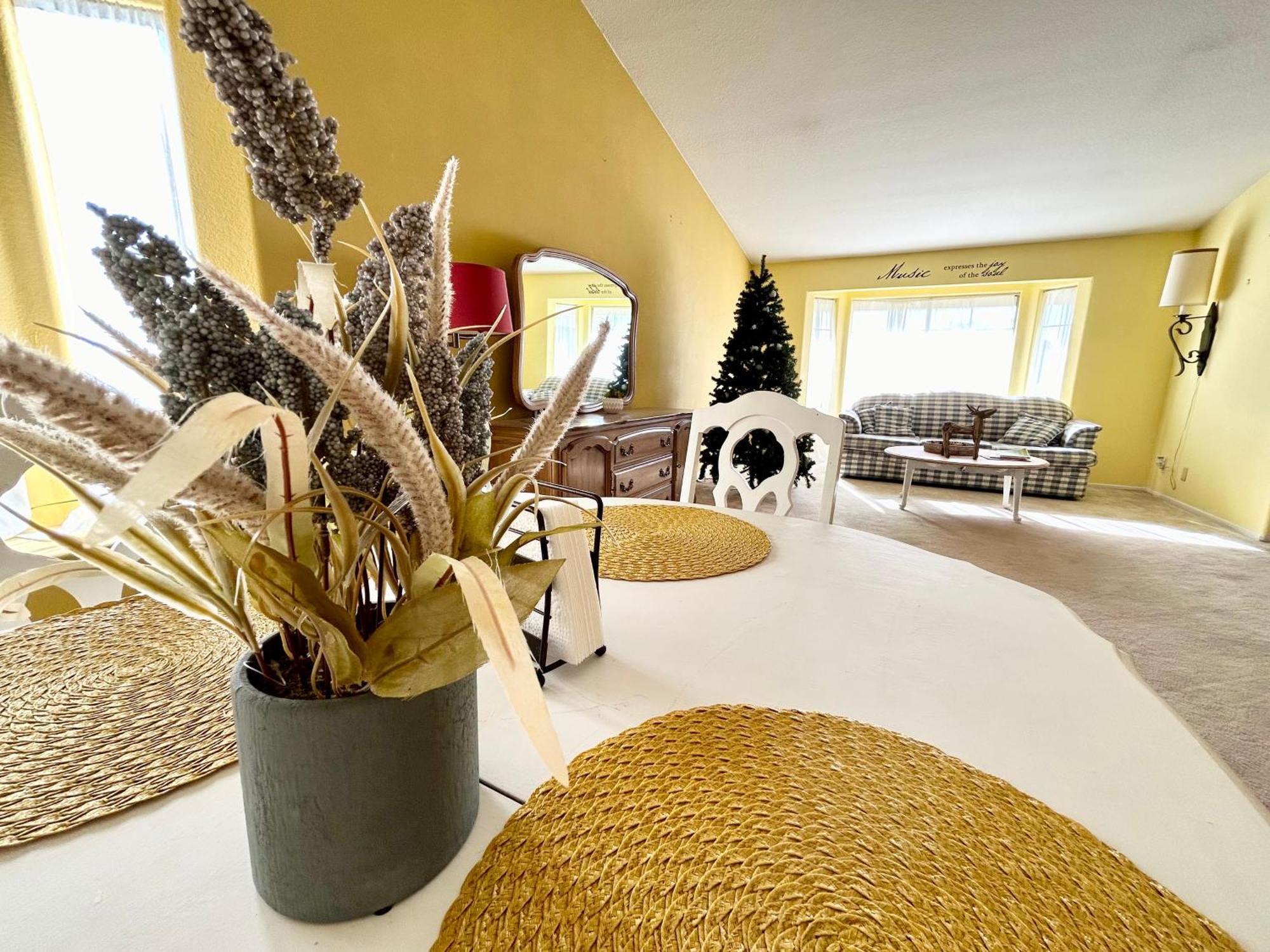 Evergreen Jolly Room With Tv Hemet Exterior foto
